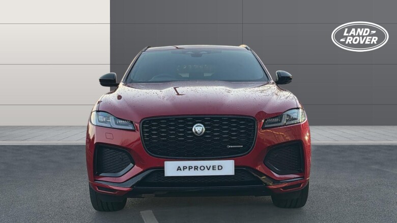 Jaguar F-Pace 2.0 D200 R-Dynamic SE Black 5dr Auto AWD Diesel Estate